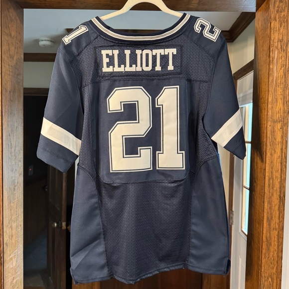 Nike Dallas Cowboys Ezekiel Elliott Jersey - Picture 2 of 9